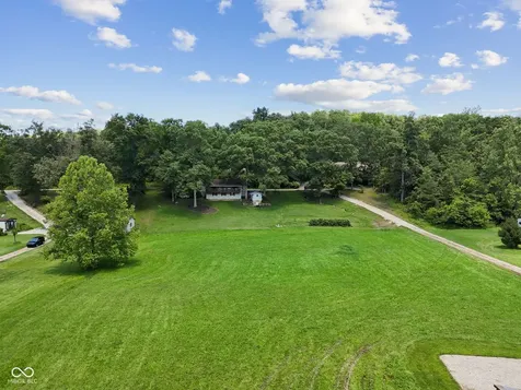 1529 Upper Schooner Road Nashville IN 47448