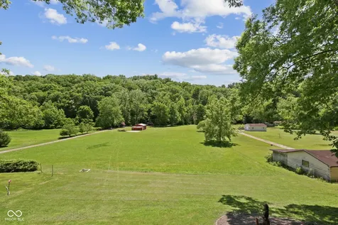 1529 Upper Schooner Road Nashville IN 47448