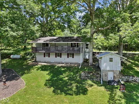 1529 Upper Schooner Road Nashville IN 47448