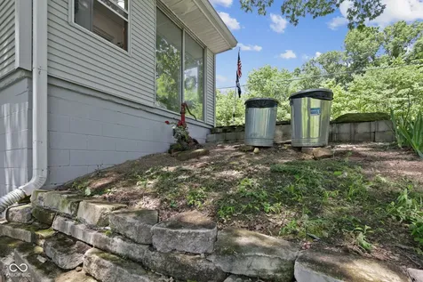 1529 Upper Schooner Road Nashville IN 47448