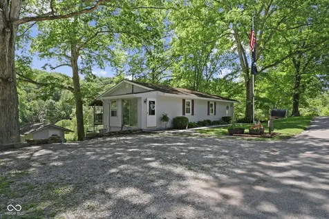 1529 Upper Schooner Road Nashville IN 47448