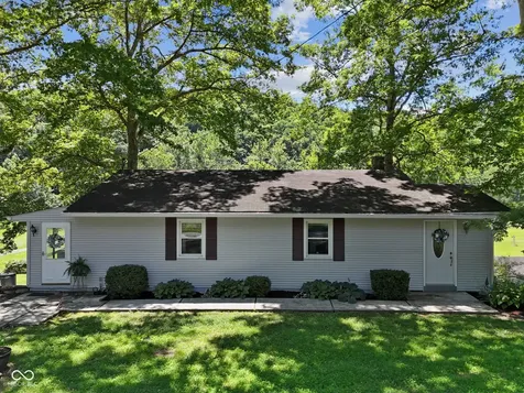 1529 Upper Schooner Road Nashville IN 47448