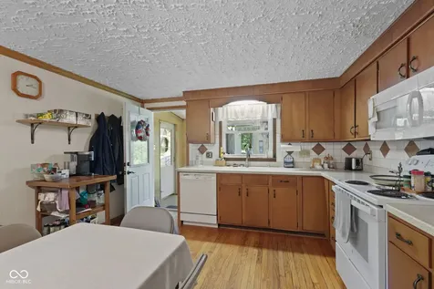 1529 Upper Schooner Road Nashville IN 47448