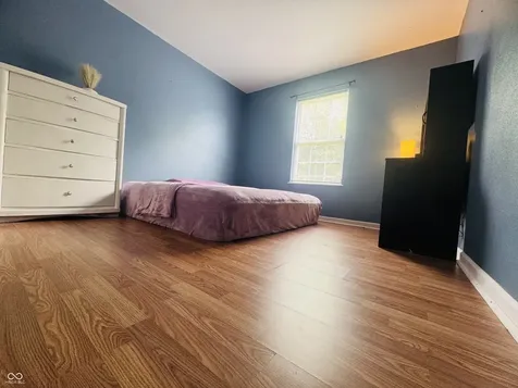 2615 Abalone Indianapolis IN 46217