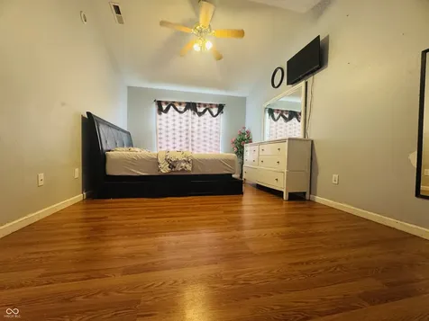 2615 Abalone Indianapolis IN 46217
