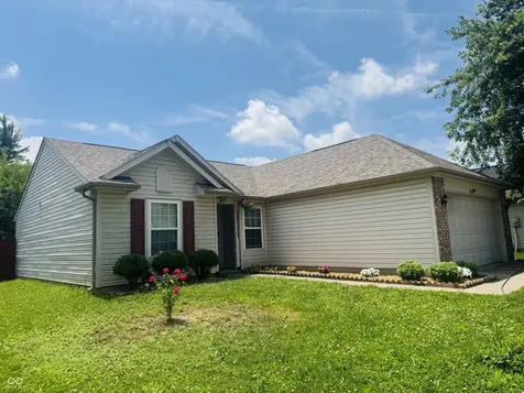 2615 Abalone Indianapolis IN 46217