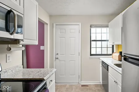 530 Sutherland Avenue Indianapolis IN 46205
