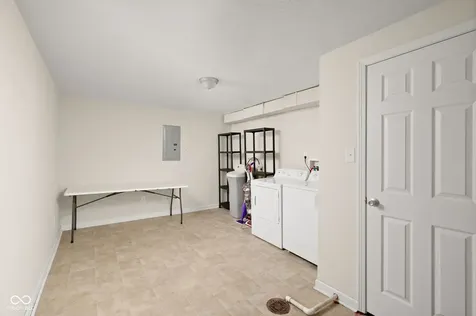 530 Sutherland Avenue Indianapolis IN 46205