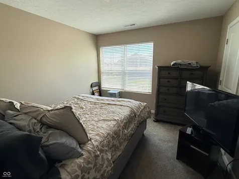4152 Sedgewick Lane Columbus IN 47201
