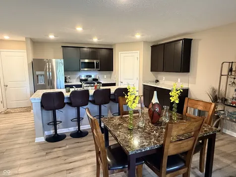 4152 Sedgewick Lane Columbus IN 47201