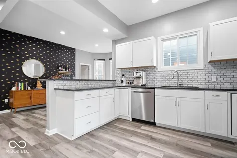 2732 Guilford Avenue Indianapolis IN 46205