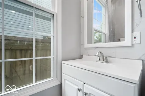 2732 Guilford Avenue Indianapolis IN 46205