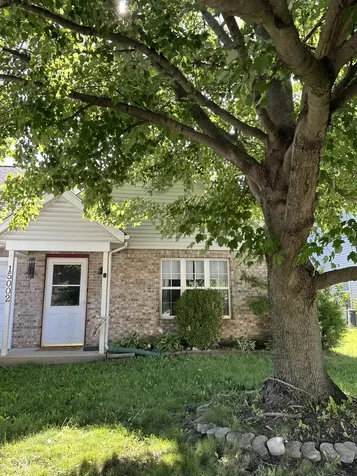 15002 Silver Thorne Way Carmel IN 46033