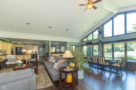 1604 N 525 W Greenfield IN 46140