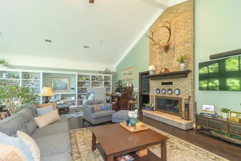 1604 N 525 W Greenfield IN 46140