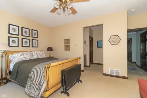 1604 N 525 W Greenfield IN 46140