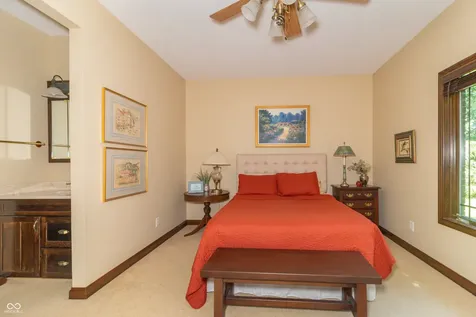 1604 N 525 W Greenfield IN 46140