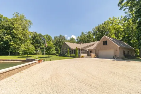 1604 N 525 W Greenfield IN 46140