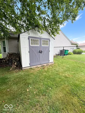 1 E Quail Wood Lane Westfield IN 46074