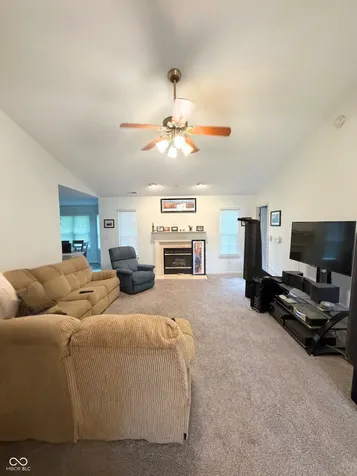 1 E Quail Wood Lane Westfield IN 46074