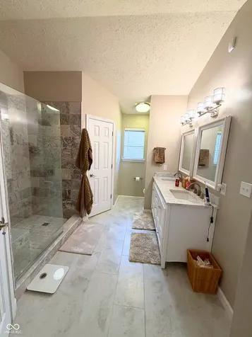 1 E Quail Wood Lane Westfield IN 46074