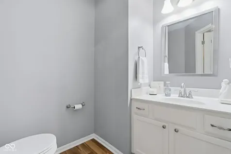 13931 Wakefield Place Fishers IN 46038