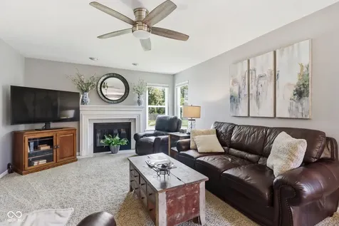 13931 Wakefield Place Fishers IN 46038