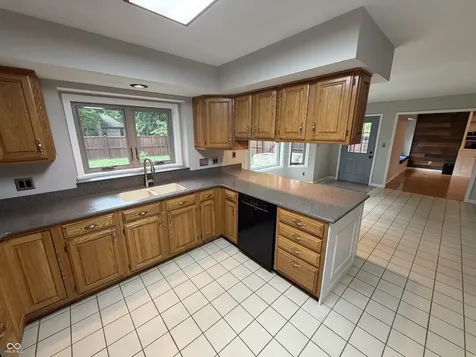 656 Mac Beth Drive Avon IN 46123