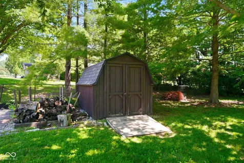 7631 Brookview Lane Indianapolis IN 46250