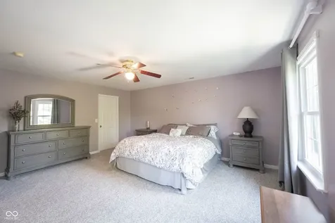 11121 Desert Glen Drive Fishers IN 46037