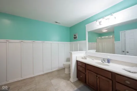 11121 Desert Glen Drive Fishers IN 46037