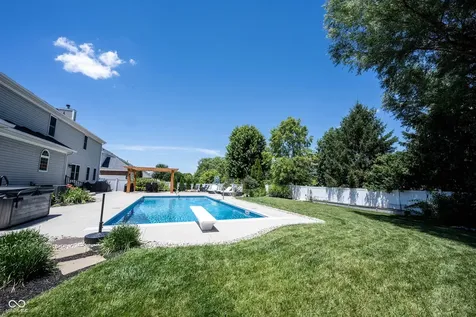 11121 Desert Glen Drive Fishers IN 46037