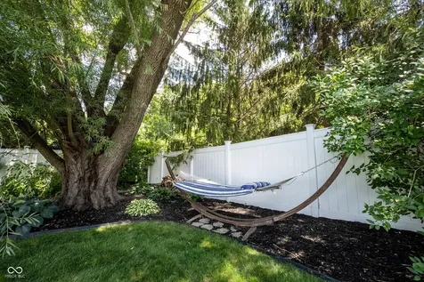 11121 Desert Glen Drive Fishers IN 46037