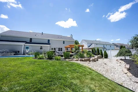 11121 Desert Glen Drive Fishers IN 46037