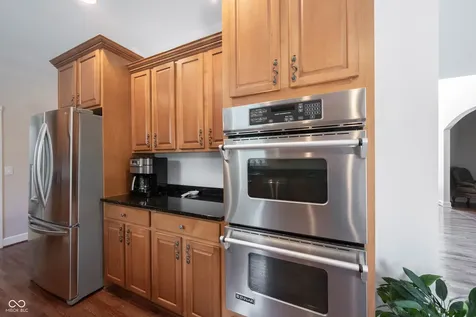 11121 Desert Glen Drive Fishers IN 46037