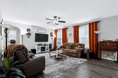 1294 Valdarno Drive Greenwood IN 46143