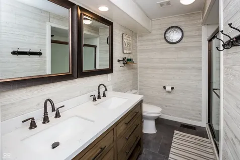 10304 Whispering Winds Drive Indianapolis IN 46234