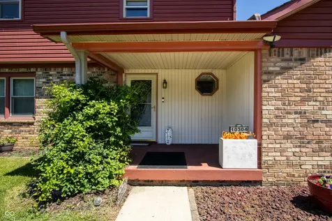 10304 Whispering Winds Drive Indianapolis IN 46234