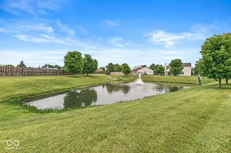 8236 Brambleberry Drive Indianapolis IN 46239