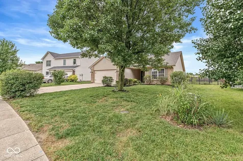 8236 Brambleberry Drive Indianapolis IN 46239