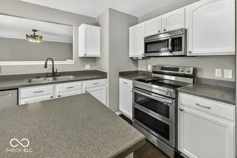 971 Shenandoah Way Greenwood IN 46143