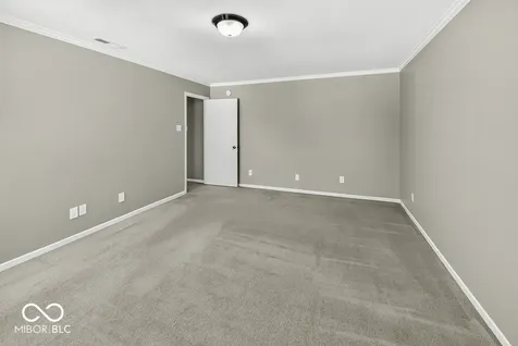 971 Shenandoah Way Greenwood IN 46143