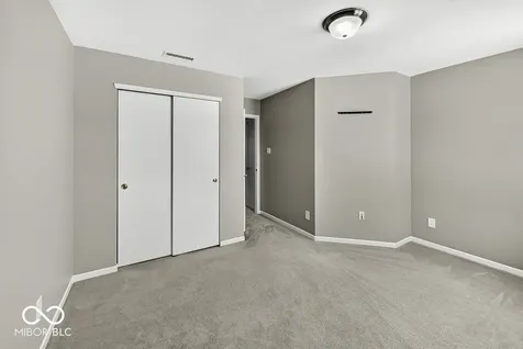 971 Shenandoah Way Greenwood IN 46143