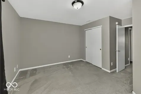 971 Shenandoah Way Greenwood IN 46143