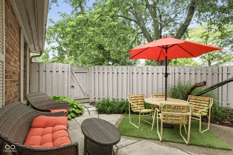 9114 Grinnell Street Indianapolis IN 46268