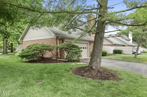 9114 Grinnell Street Indianapolis IN 46268