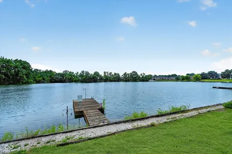 2932 Lake Shore Drive Indianapolis IN 46205