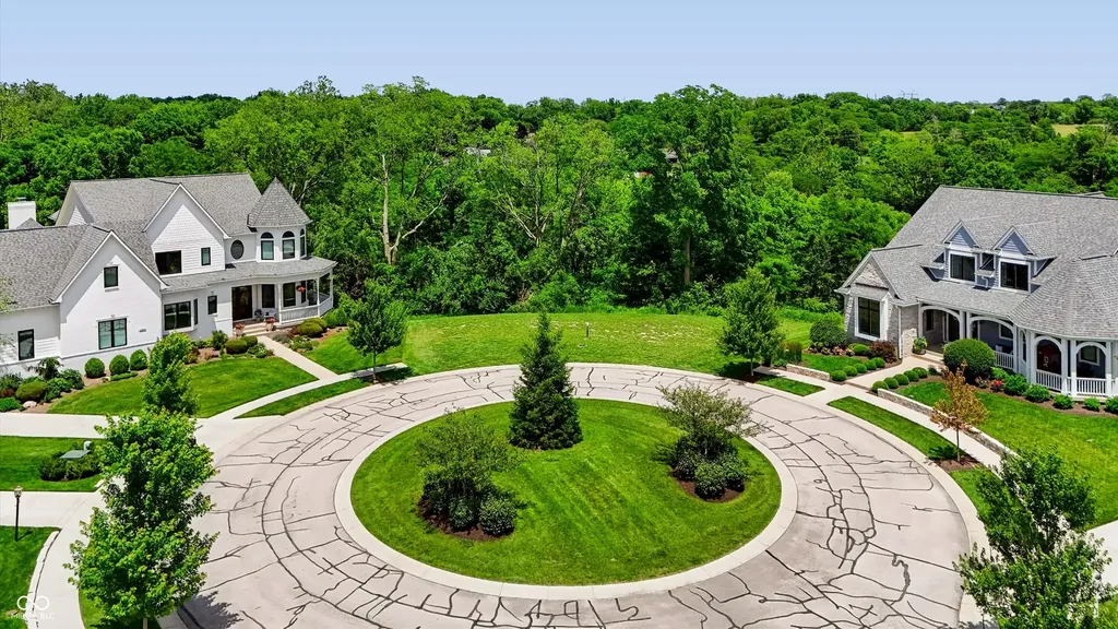 6483 W Deerfield Court Zionsville IN 46077