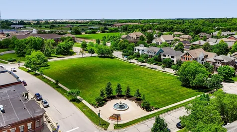 6483 W Deerfield Court Zionsville IN 46077
