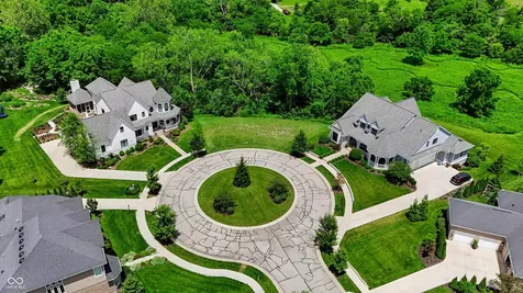6483 W Deerfield Court Zionsville IN 46077